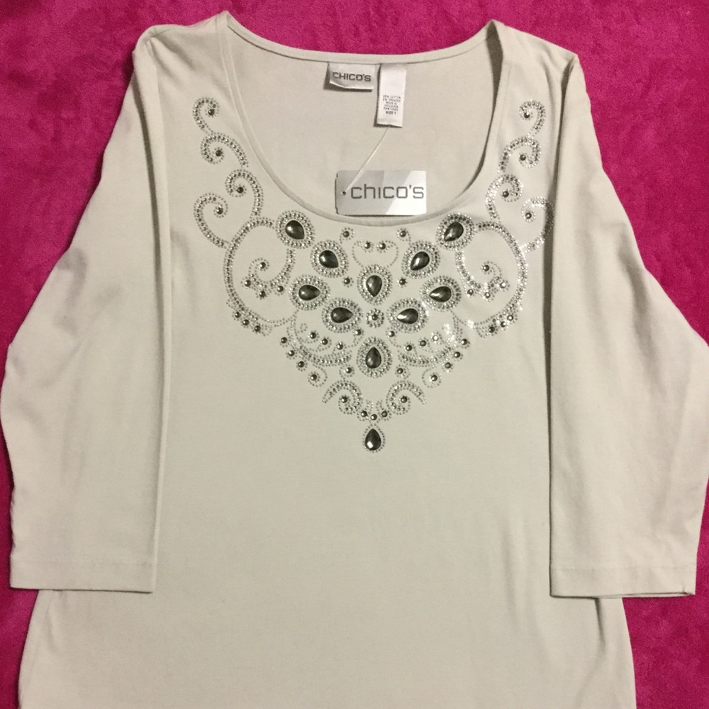 Chico’s Light Grey Scoop Neck Tee